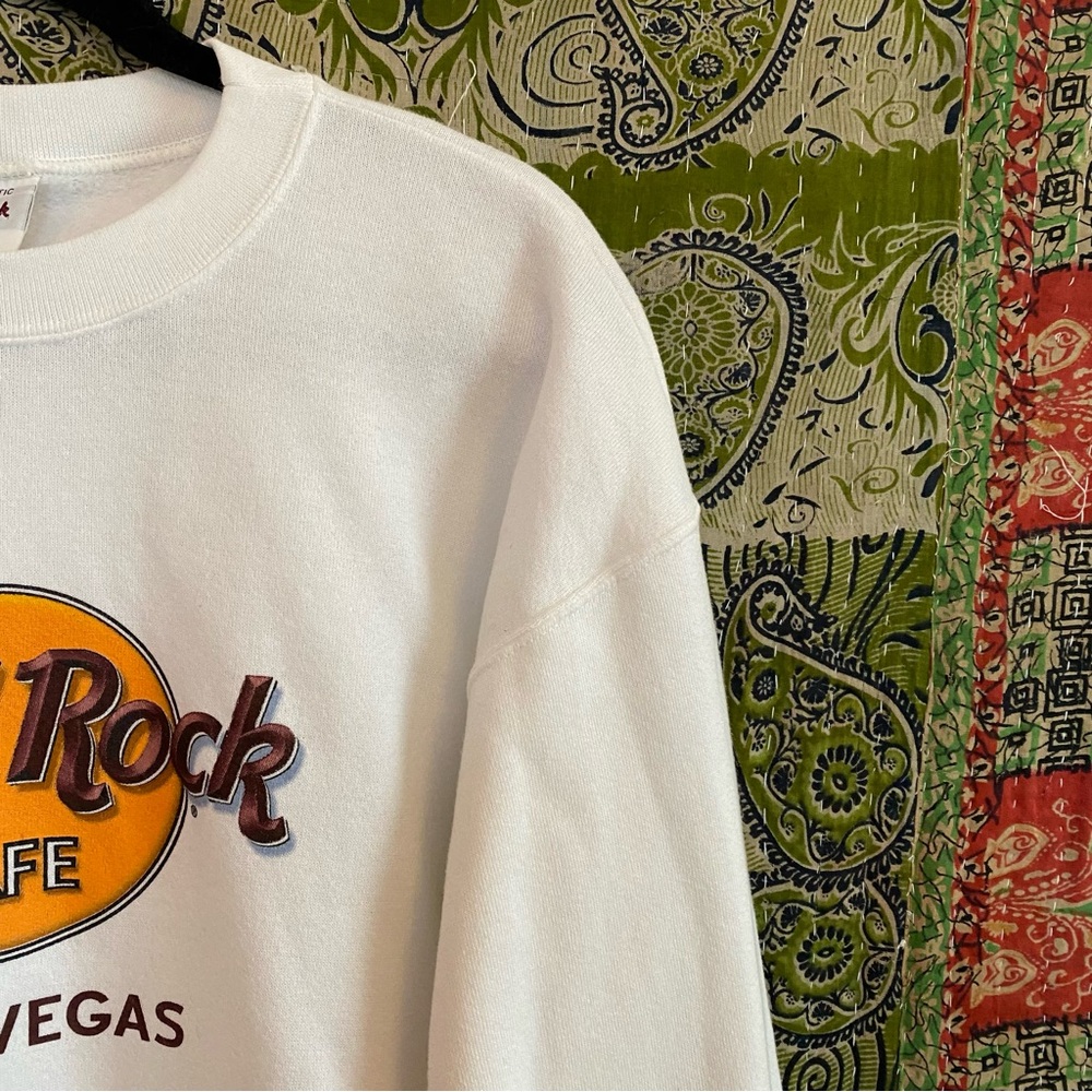 Vintage Y2K Hard Rock Cafe White Las Vegas Crewneck Sweatshirt Size Medium - Picture 3 of 15